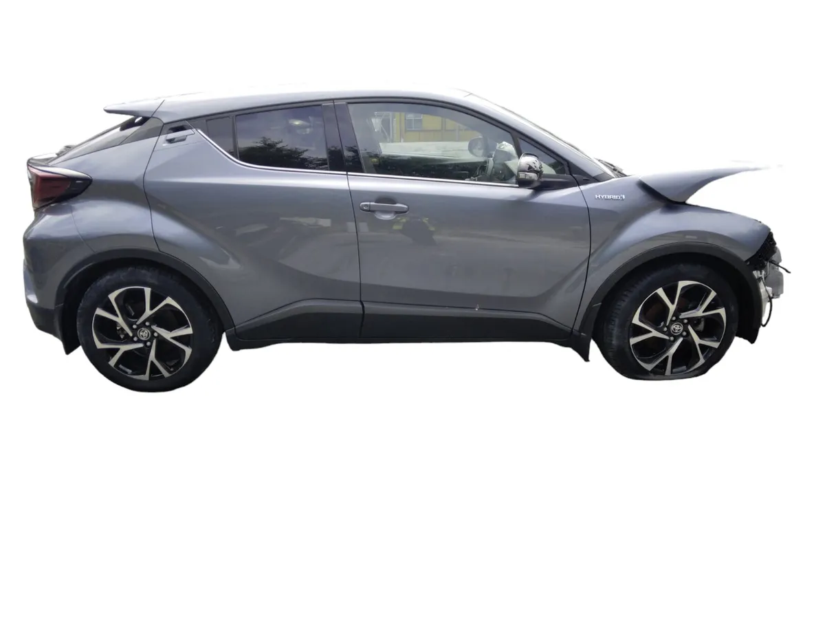 2021 TOYOTA CH-R For Breaking/Dismantling - Image 3