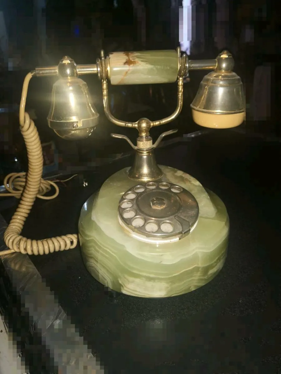 Beautiful heavy Onyx marble telephone - Image 1
