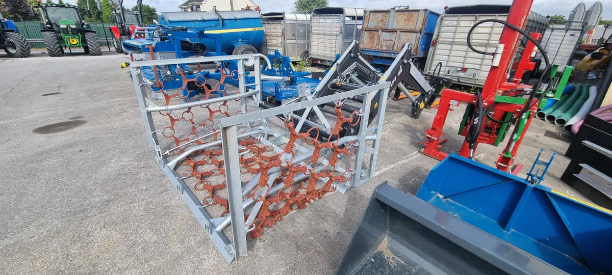 New Jarmet 4 Metre Fold Up Harrow - Image 2