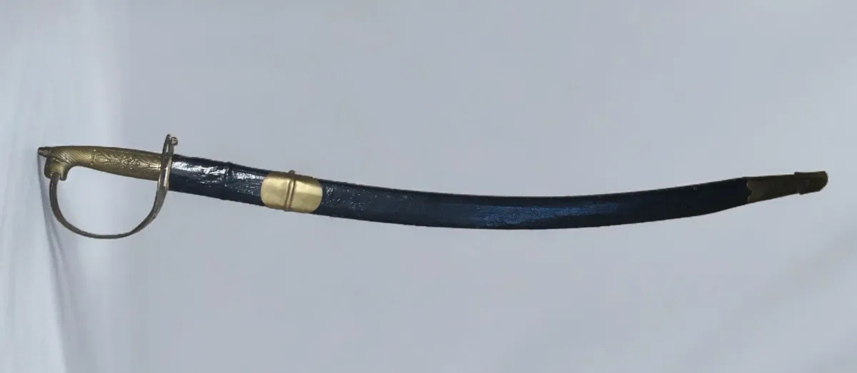 Beautiful heavy wall decor - Image 2