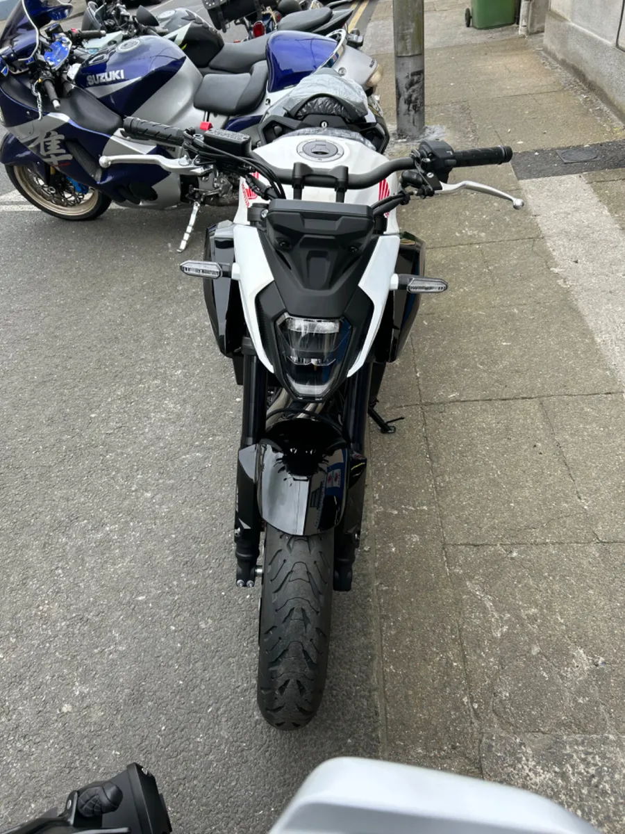 New Honda CB 500 Hornet *Save €500* - Image 4