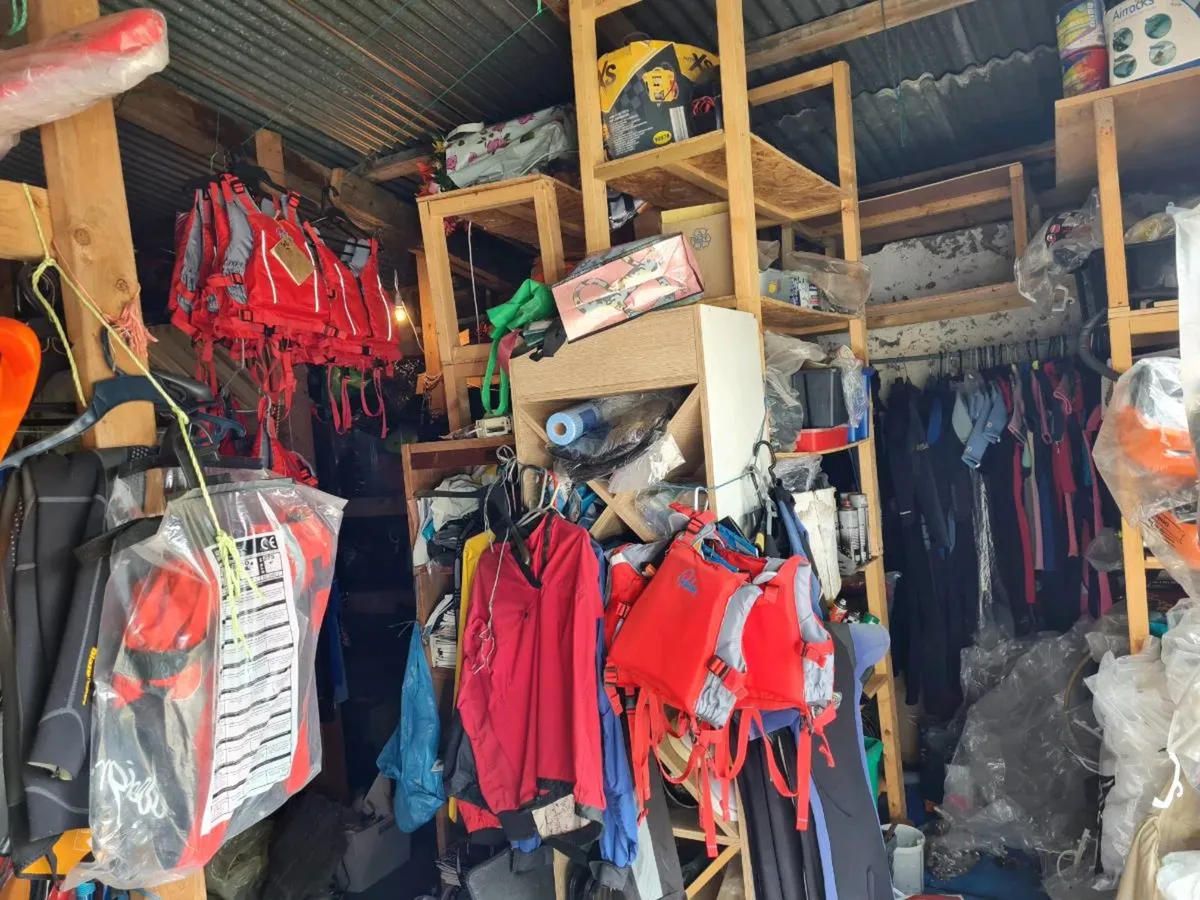 CLEAROUT SALE.KAYAKS & ACCESSORIES - Image 4