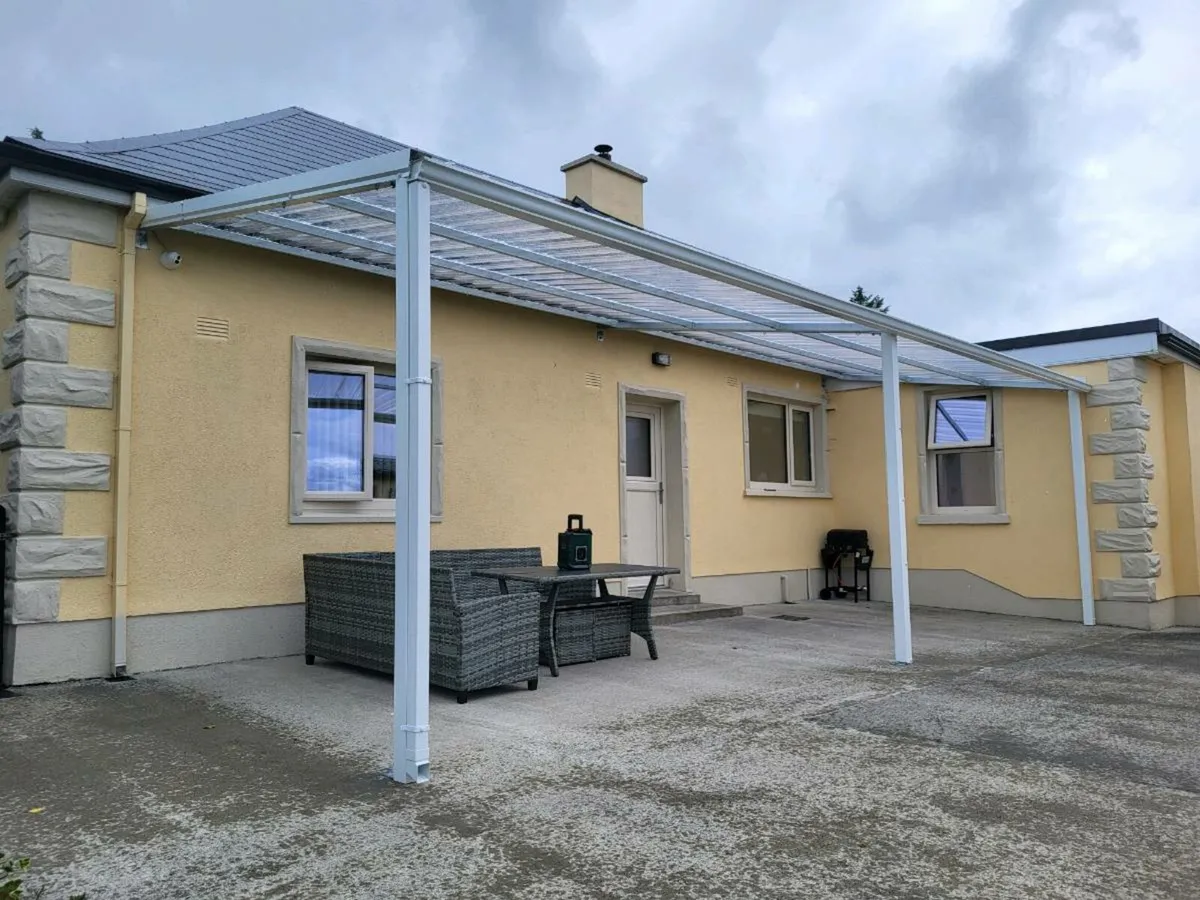 Pergolas & Outdoor seating areas - Image 4