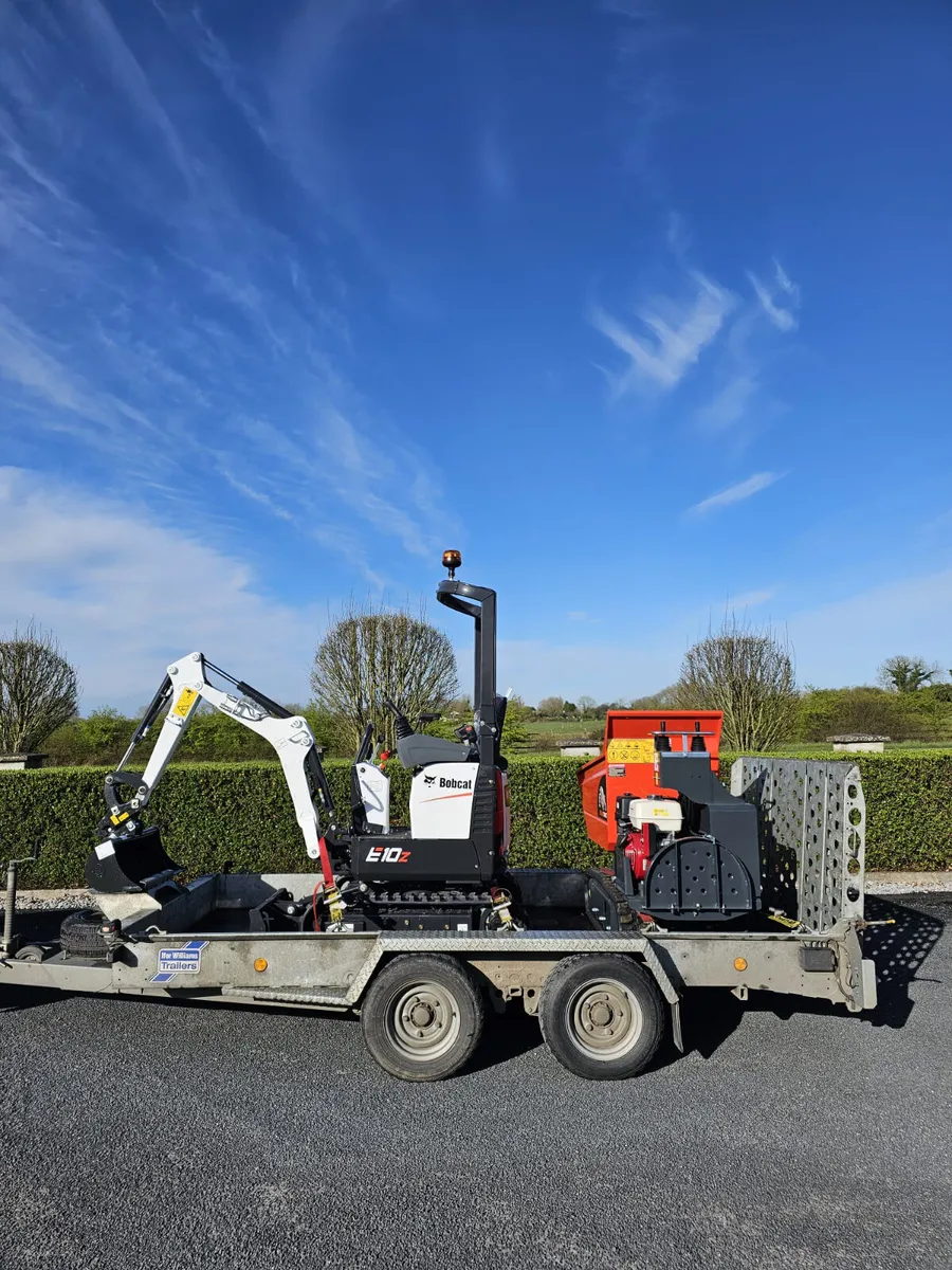 Bobcat E10z Micro Digger & Slanetrac Dumper - Image 1