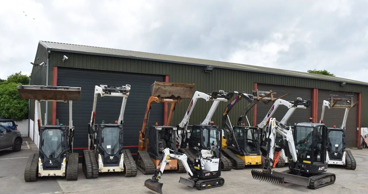 For Hire Bobcat Digger - Image 1