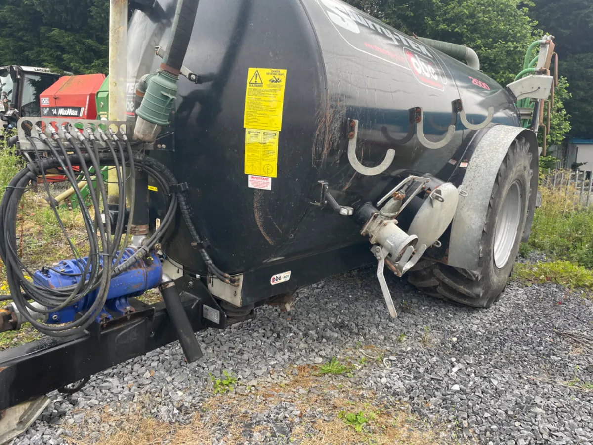 Slurry tank - Image 1