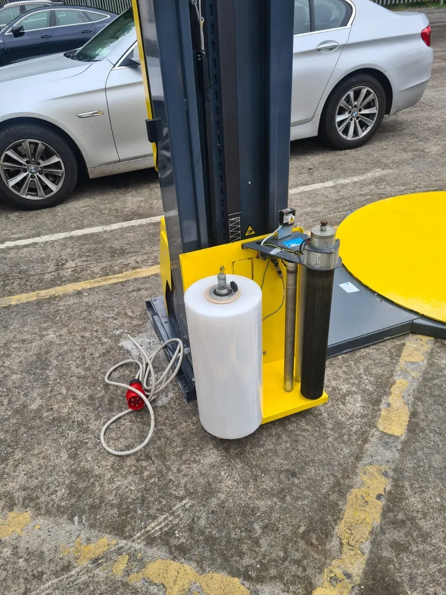 Pallet Wrapper Pallet Wrapping Machine 2T !! - Image 4