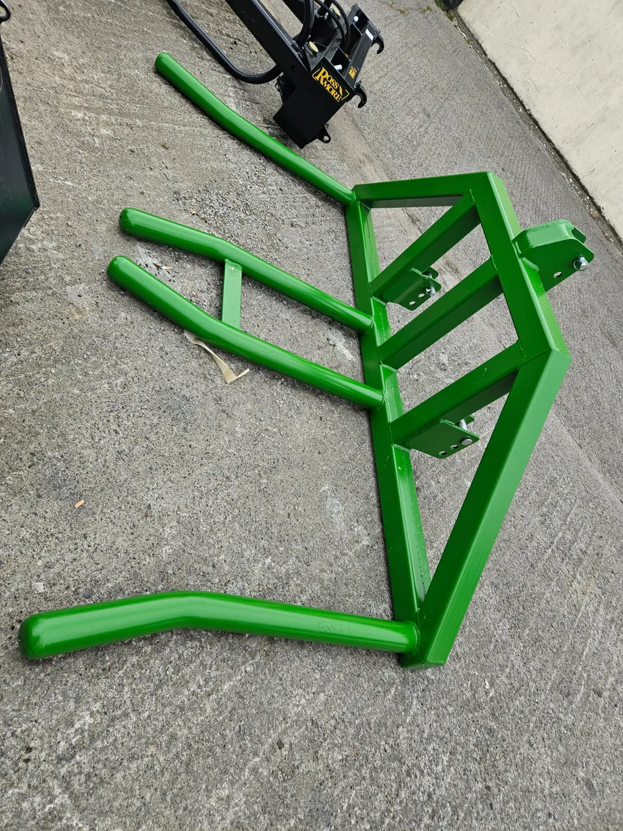 ROSSMORE DOUBLE BALE LIFTER - Image 2
