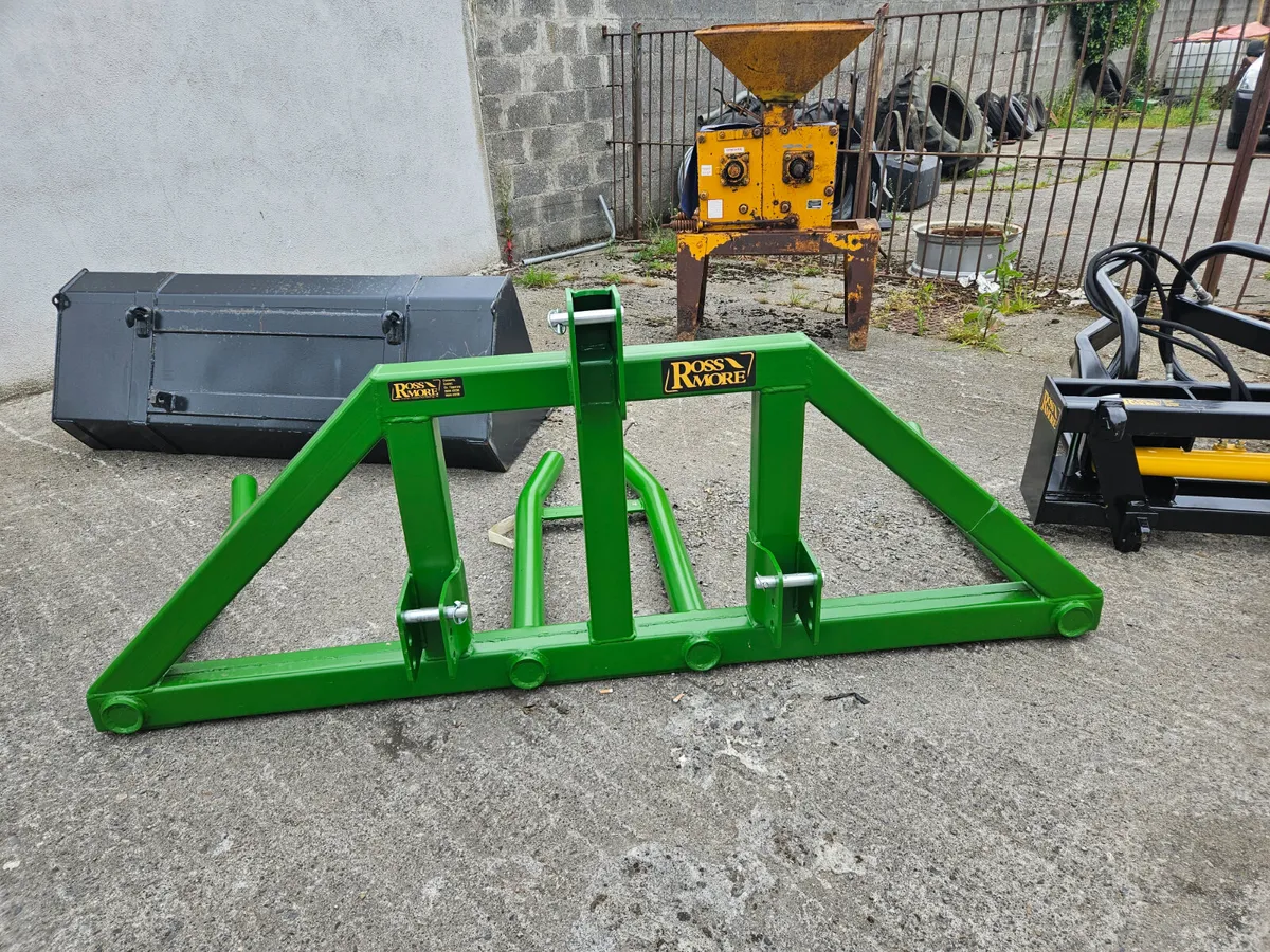ROSSMORE DOUBLE BALE LIFTER - Image 1