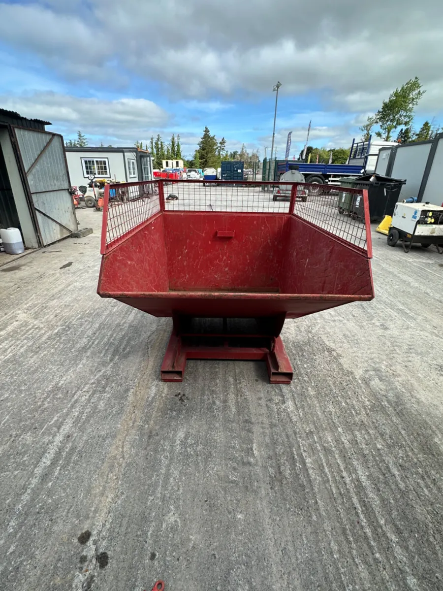 Large Selection of Tipping Skips - Image 4