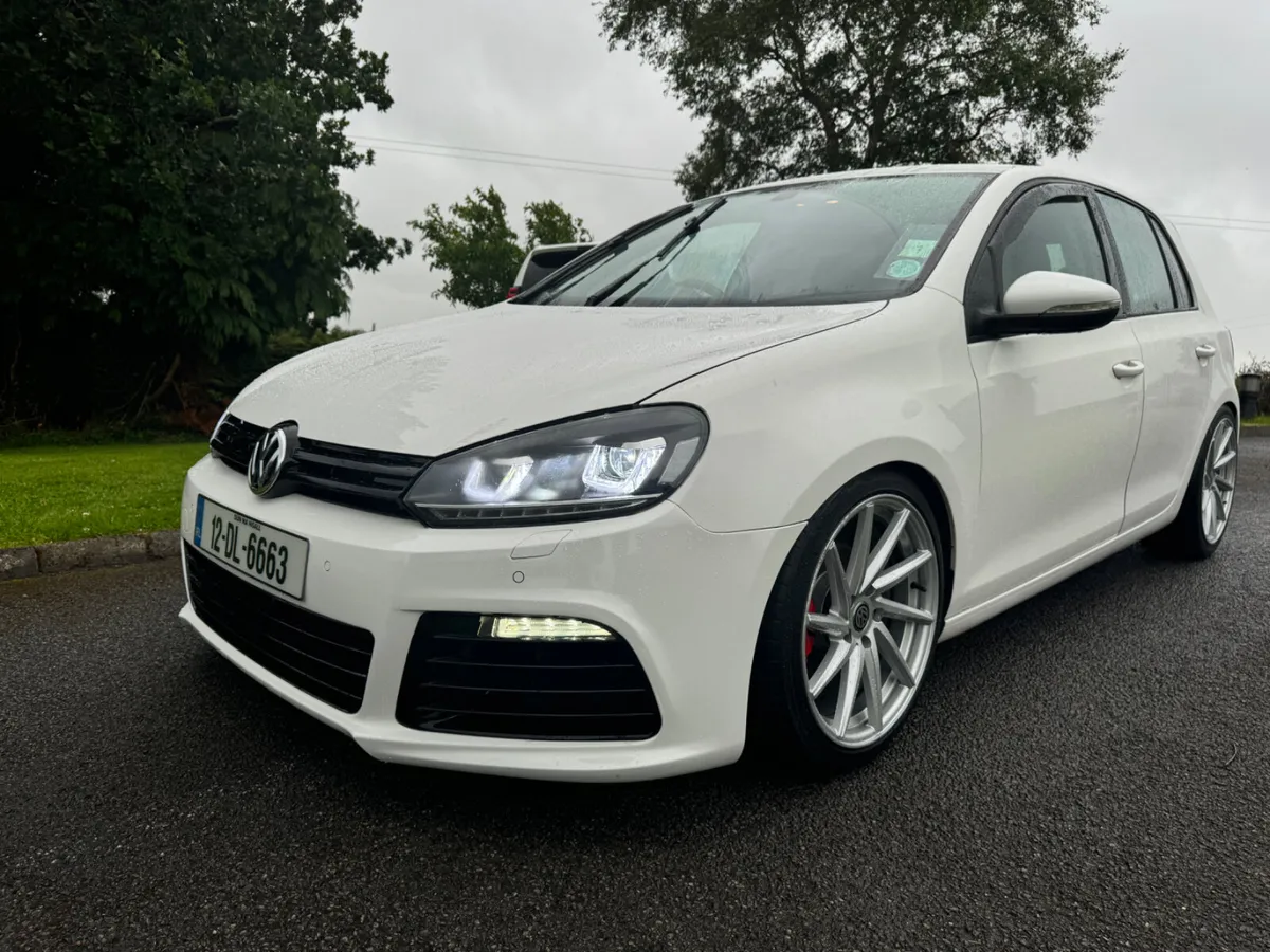 Front bumper & headlights r20 mk6 golf - Image 2