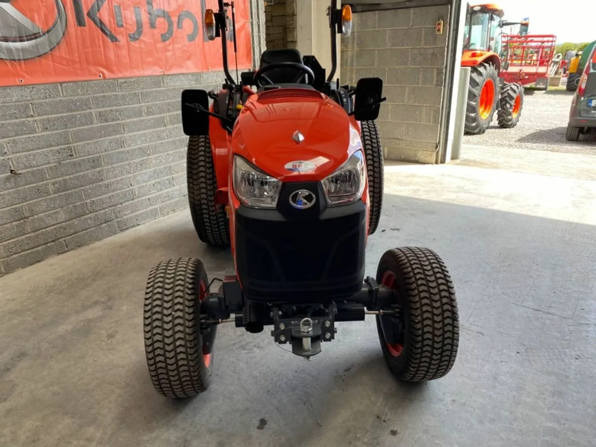 Kubota LX 35HP Garden Tractor - Image 3