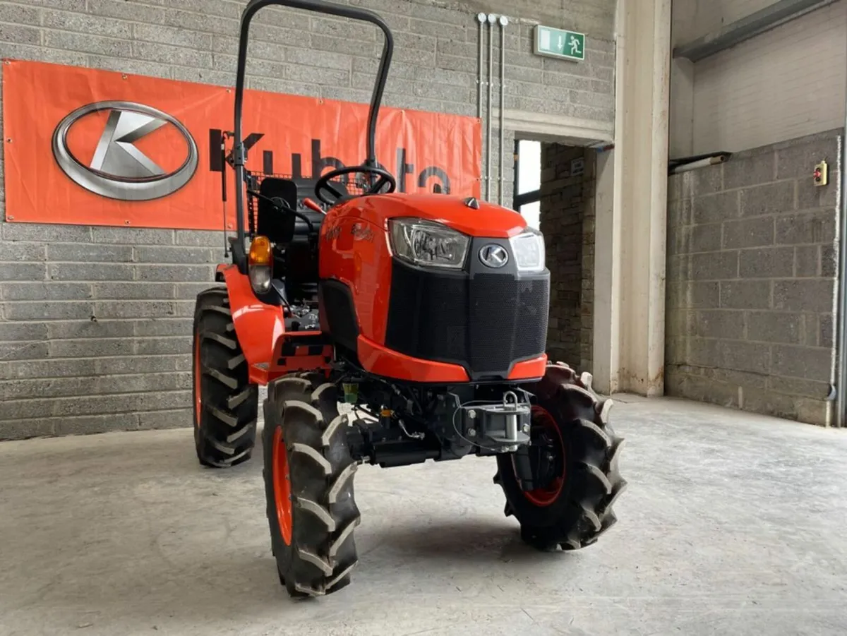 New Kubota B2231 Compact Tractor - Image 2