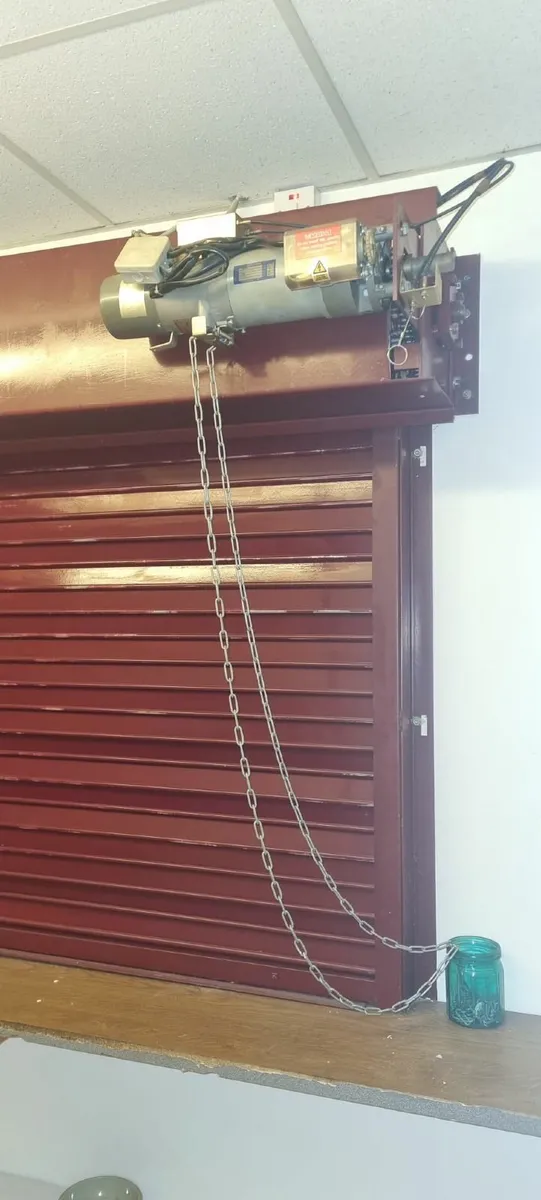 Roller Shutter for Bar/shop - Image 3