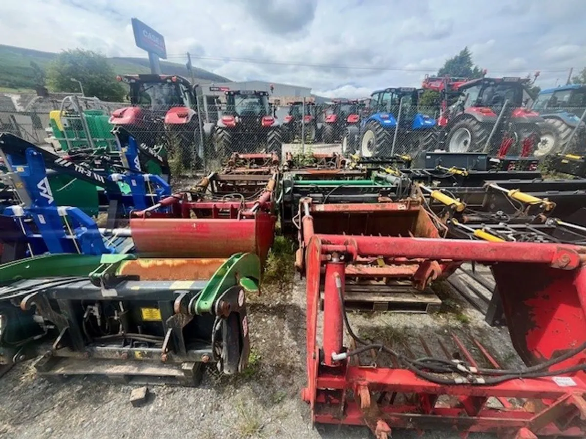 Selection of Used Shear Grabs for the Trade Buyer - Image 1