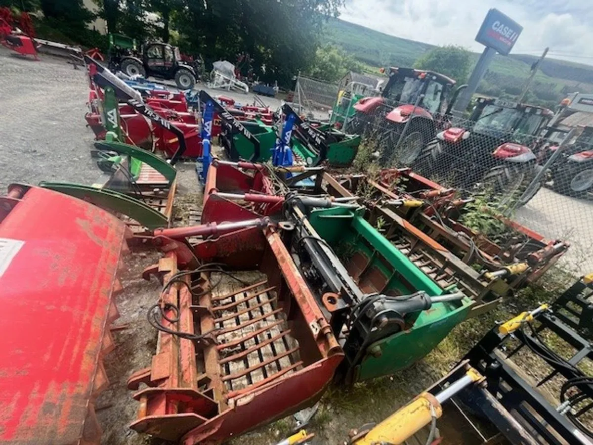Selection of Used Shear Grabs for the Trade Buyer - Image 2