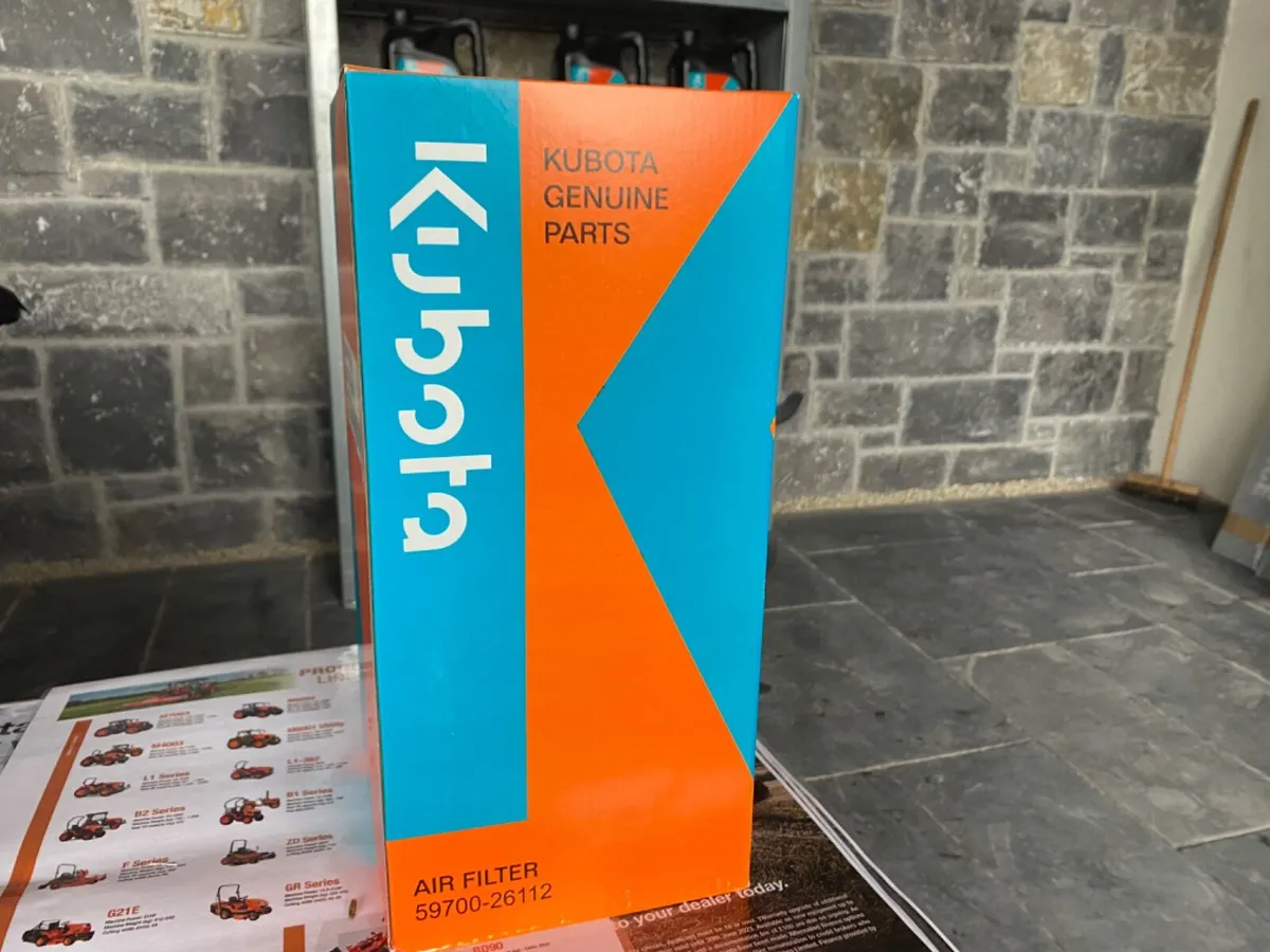 Kubota Air Filter M108 - Image 1