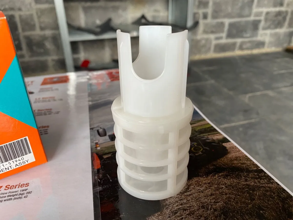 Kubota Element Fuel Filter - Image 4