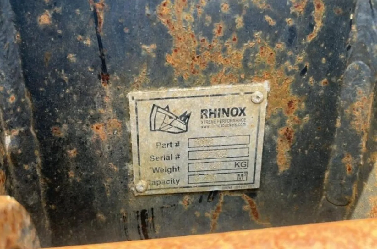 RHINOX 12'' DIGGING BUCKET (45MM PINS) - Image 3