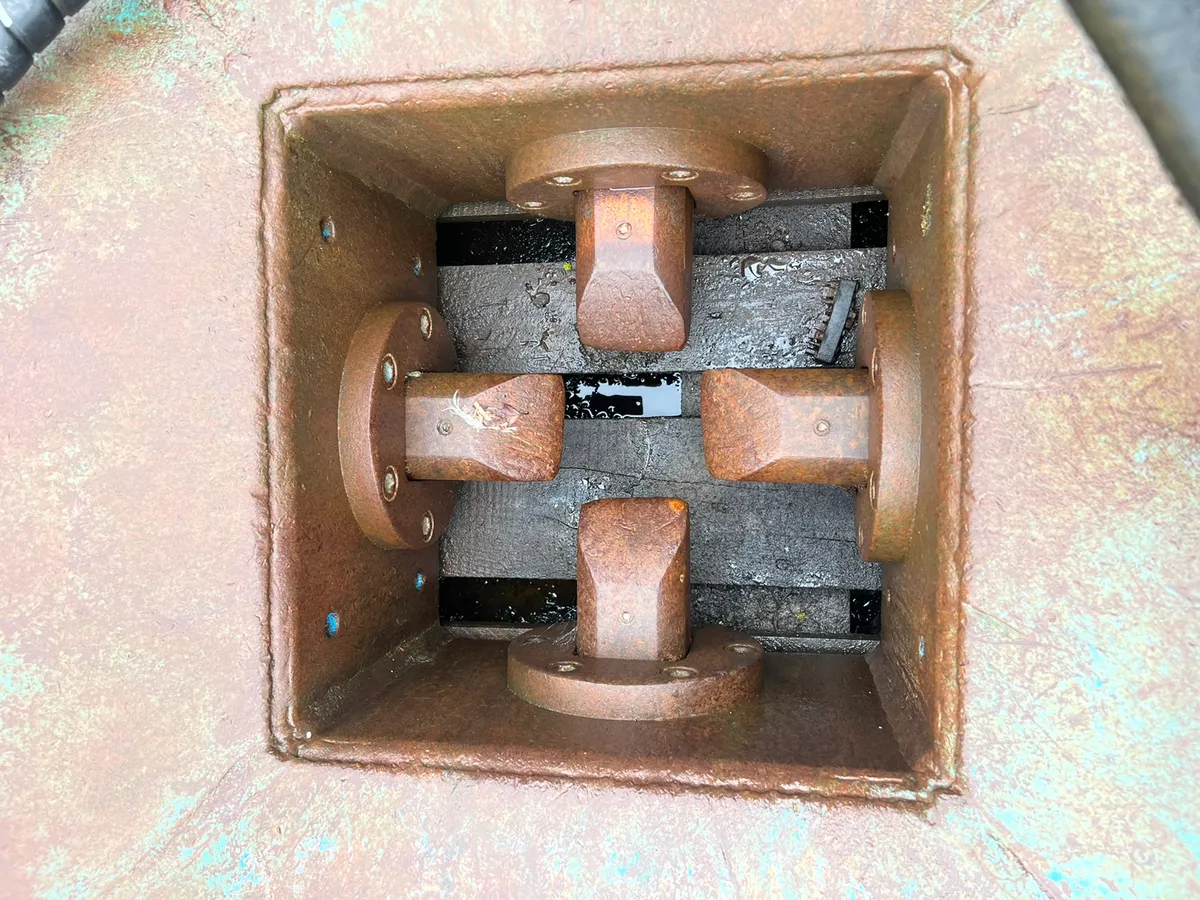 Square Pile Cropper For Sale - Image 2