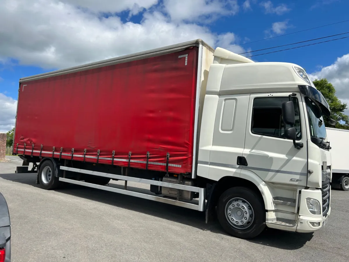 2018 Daf cf260 18 ton 28ft Curtainsider tail lift - Image 4