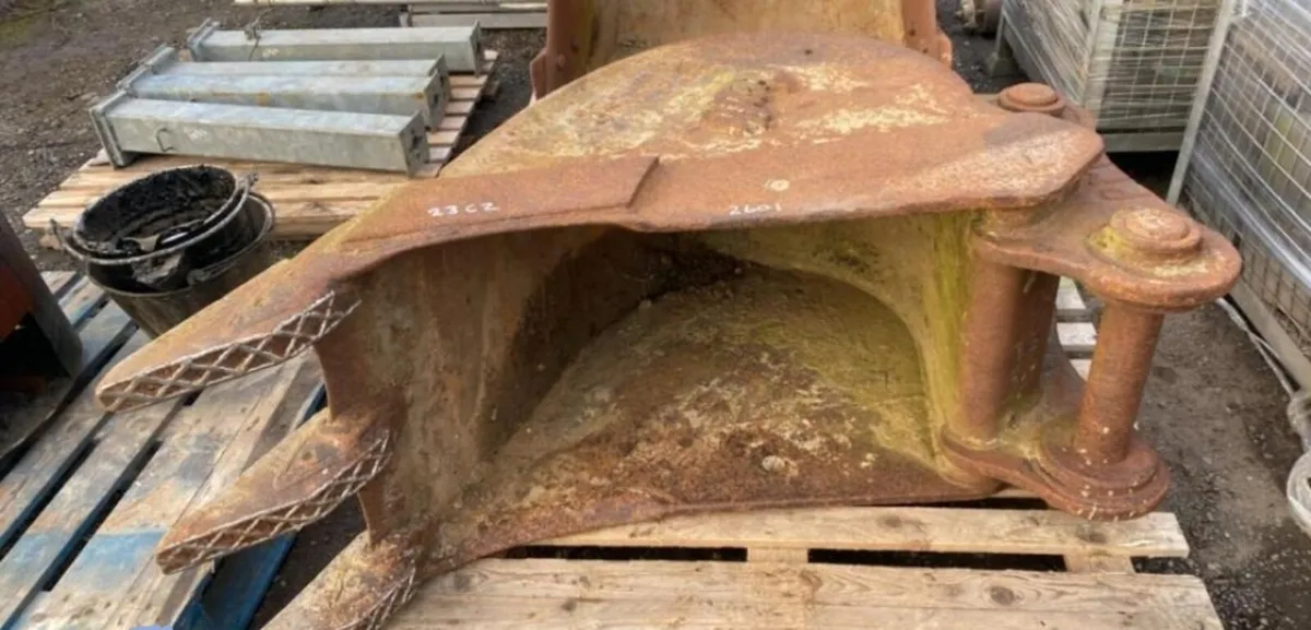 2FT GEITH DIGGING BUCKET (80MM PINS) - Image 4