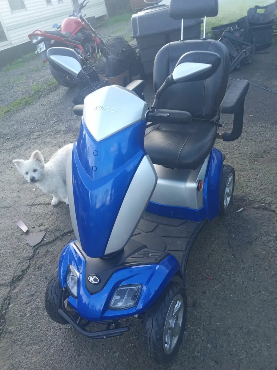 Mobility scooter. - Image 2
