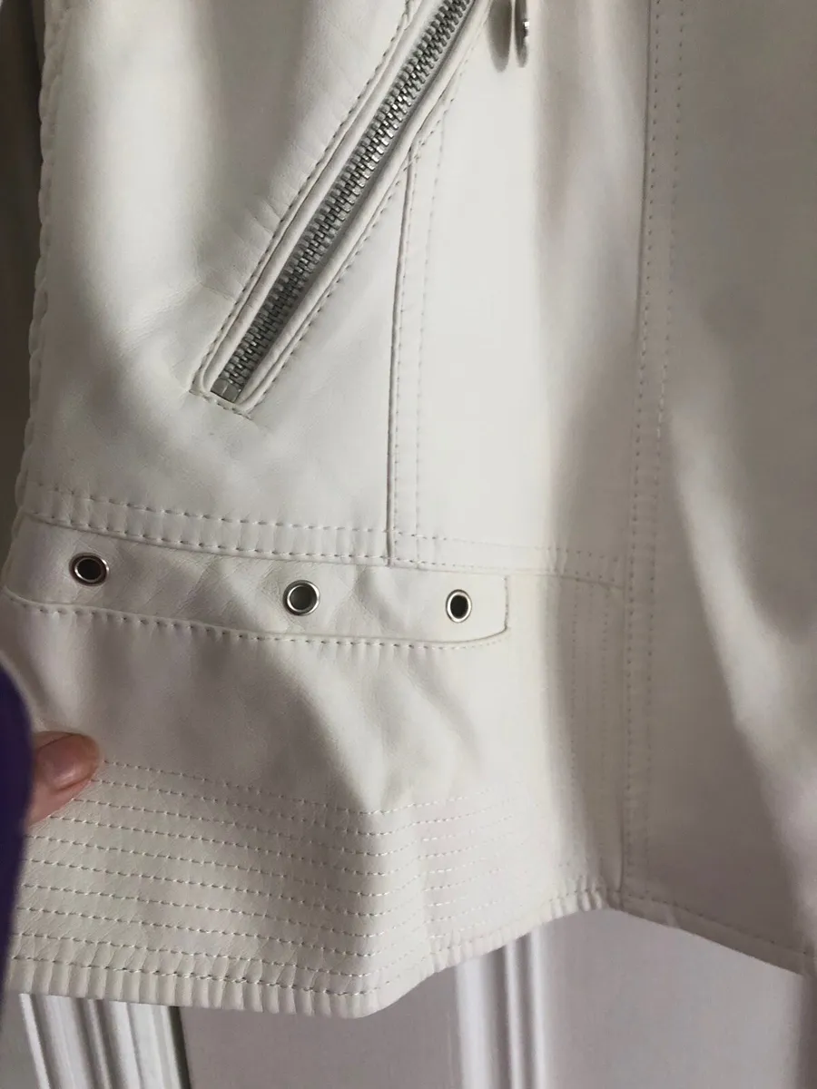 Ladies leather jacket - Image 3