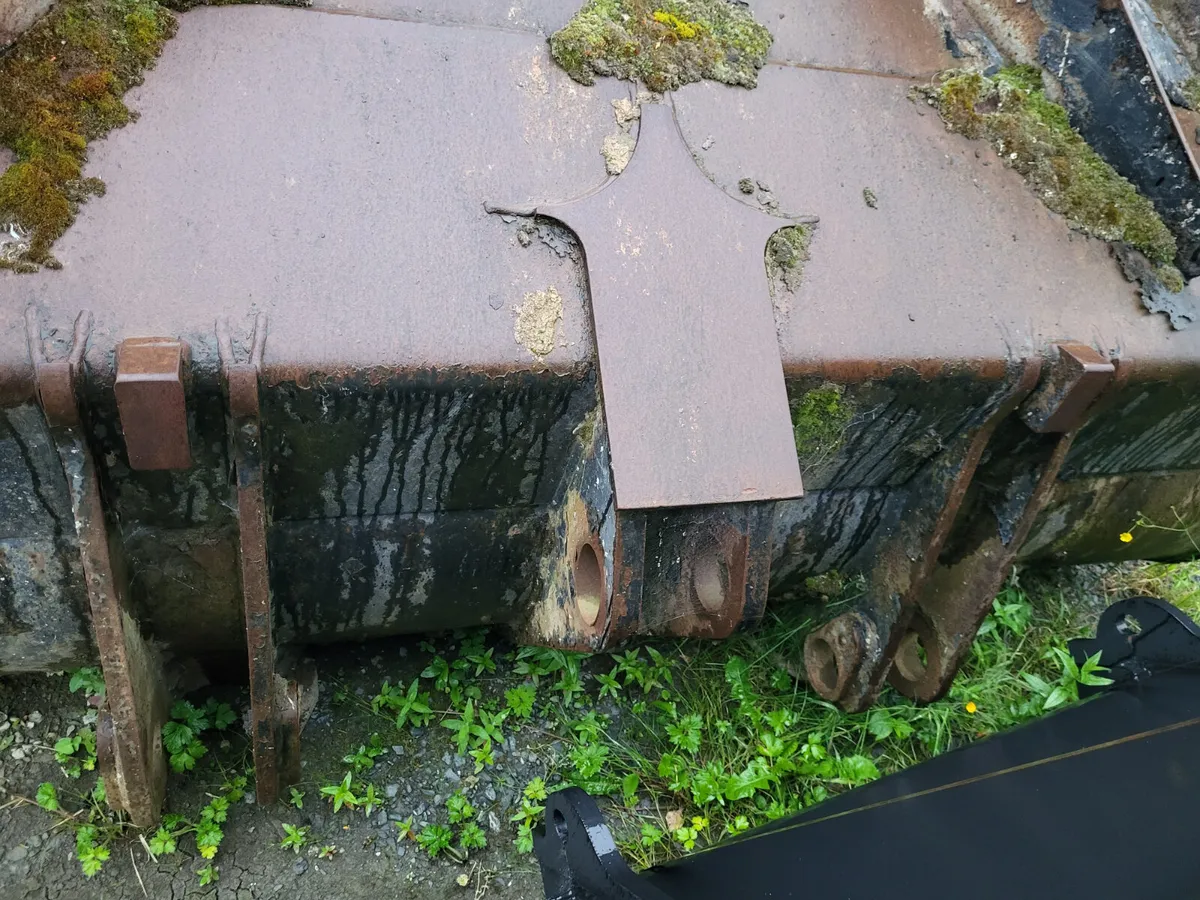 9FT LOADING SHOVEL BUCKET - Image 3