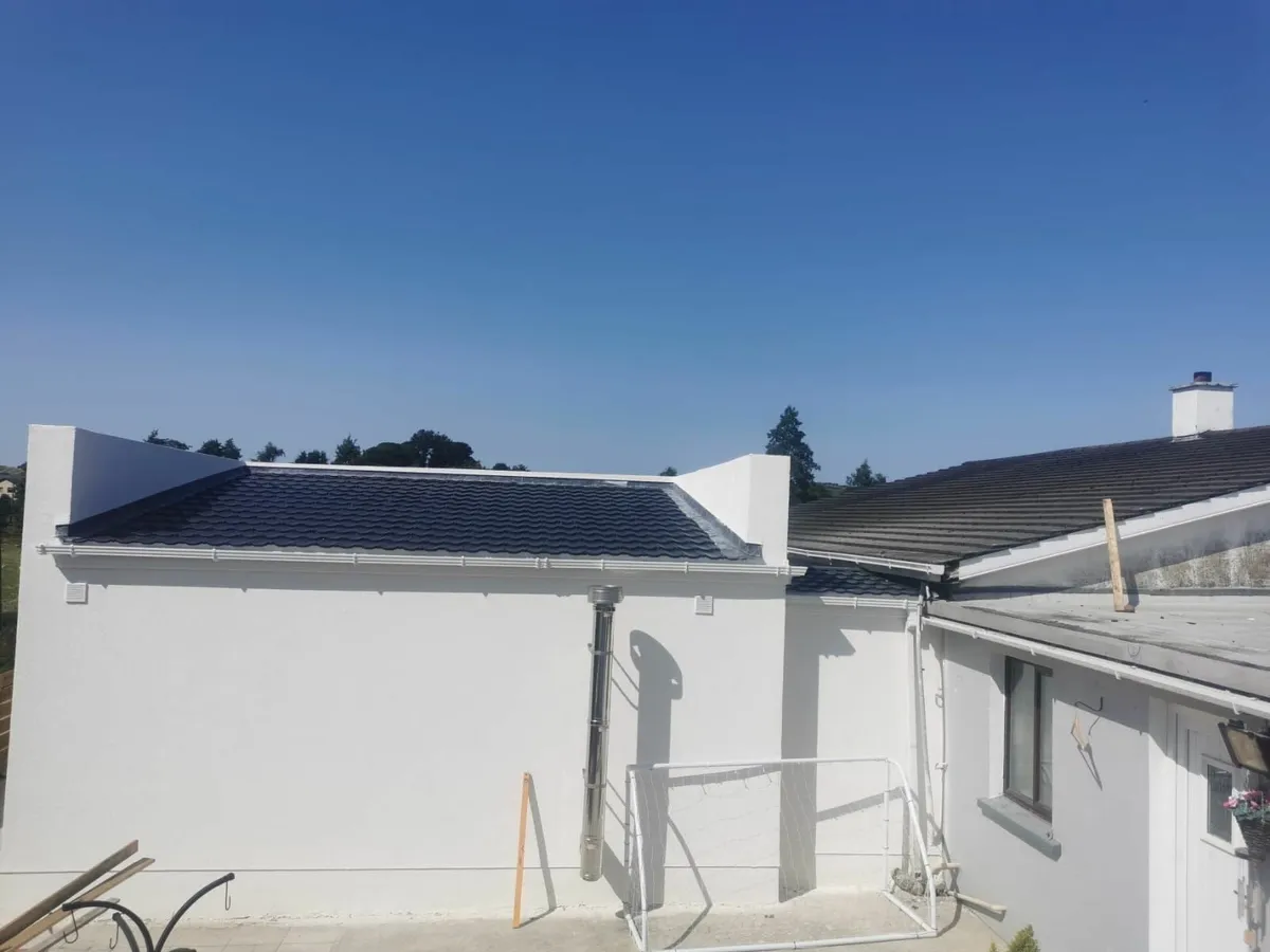 Low pitch roof tiles. - Image 4