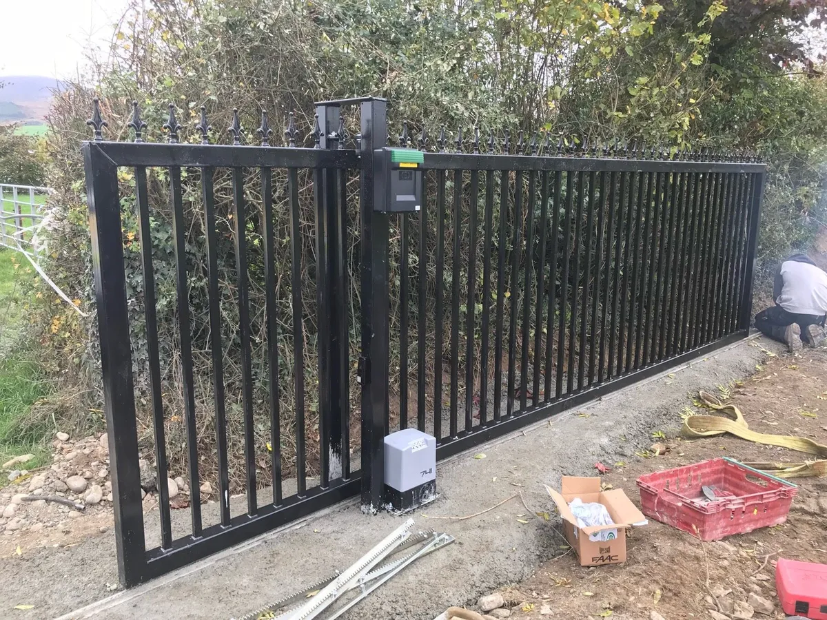 Electric Gates - Image 2