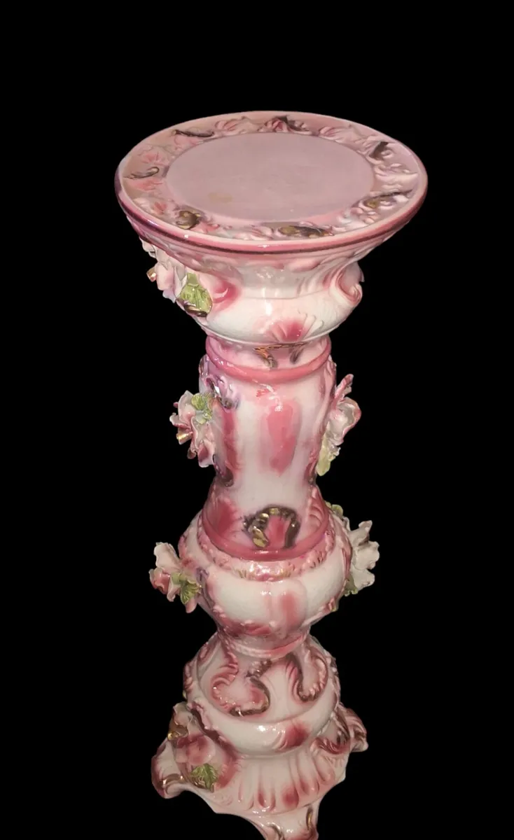 Beautiful pedestal with roses 80cm - Image 2