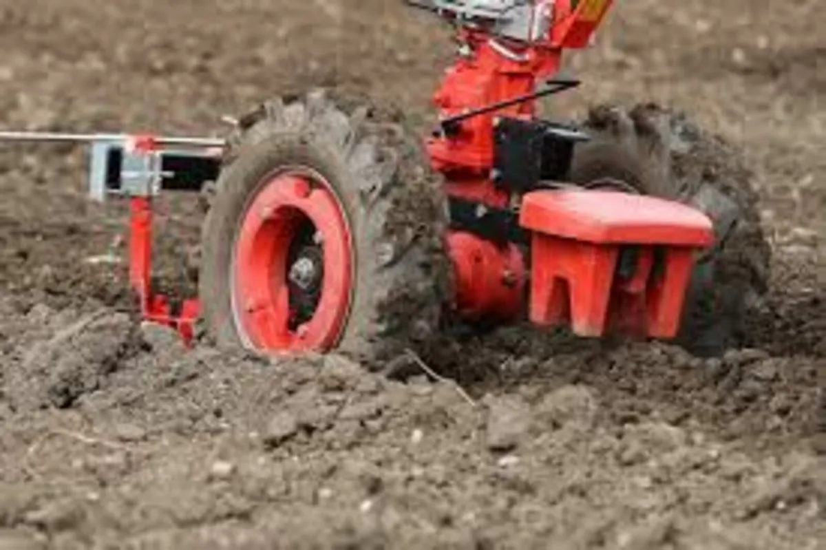 VARI GLOBAL MINITRACTOR - Image 3