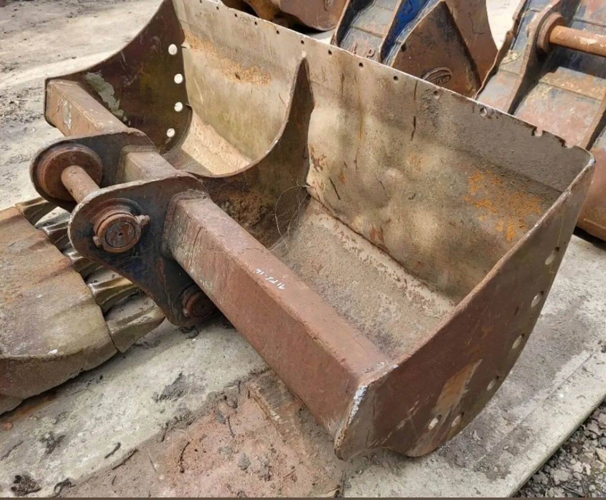 7ft Grading Bucket - 80mm Pins - Image 2