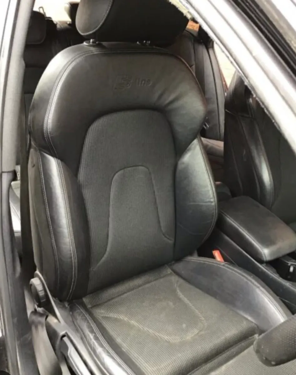 Breaking Audi A4 b8 2.0tdi cagc kxp Lx5u s line - Image 2