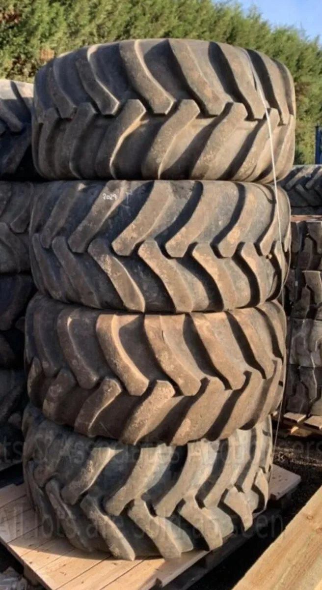 4 X 500/60 22.5 ALLIANCE FLOATATION DUMPER/LOADALL - Image 1