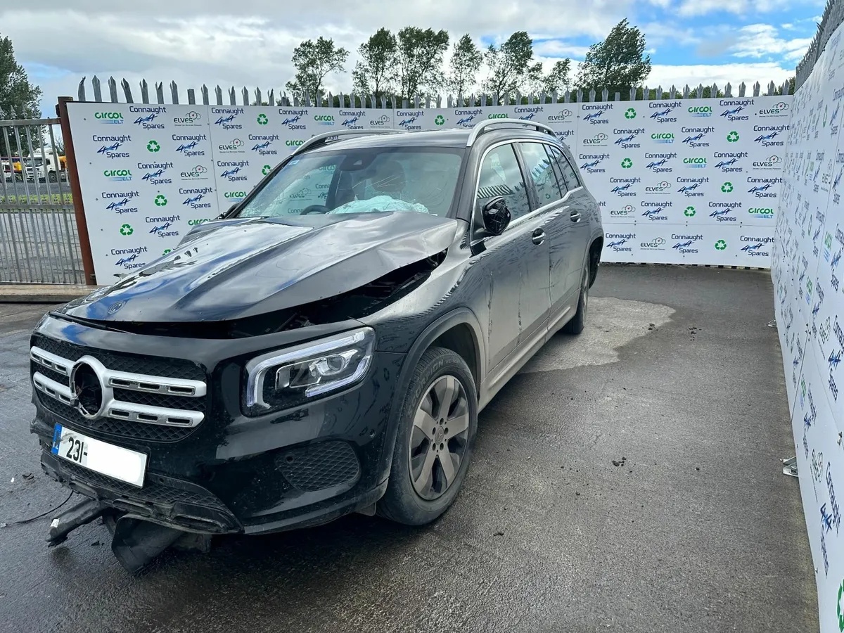 2023 MERCEDES GLB JUST IN FOR BREAKING - Image 2