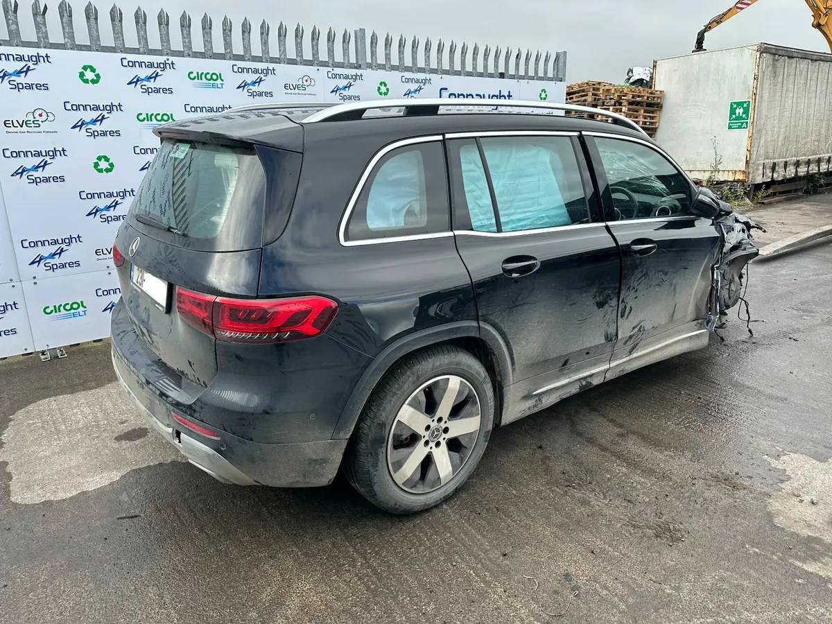 2023 MERCEDES GLB JUST IN FOR BREAKING - Image 4