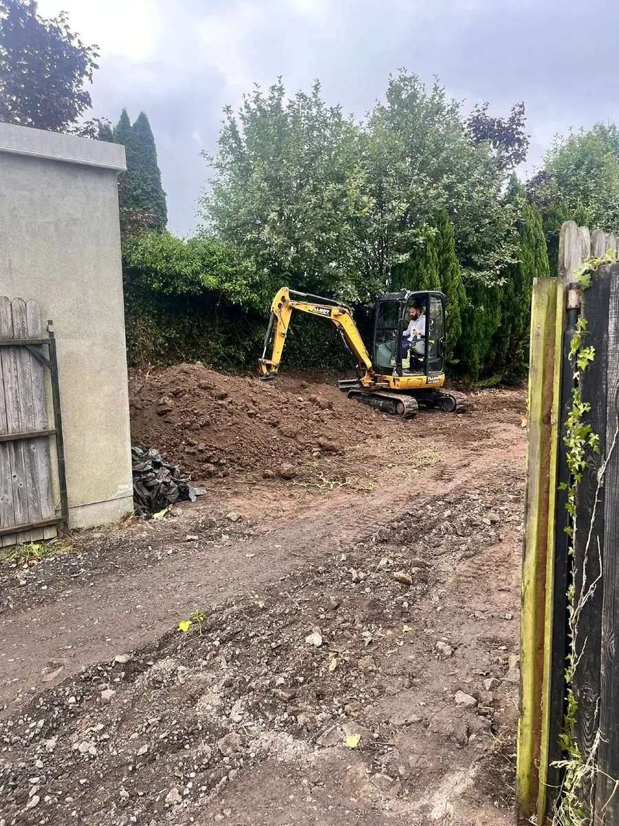 Diggers with Drivers Available - Image 1