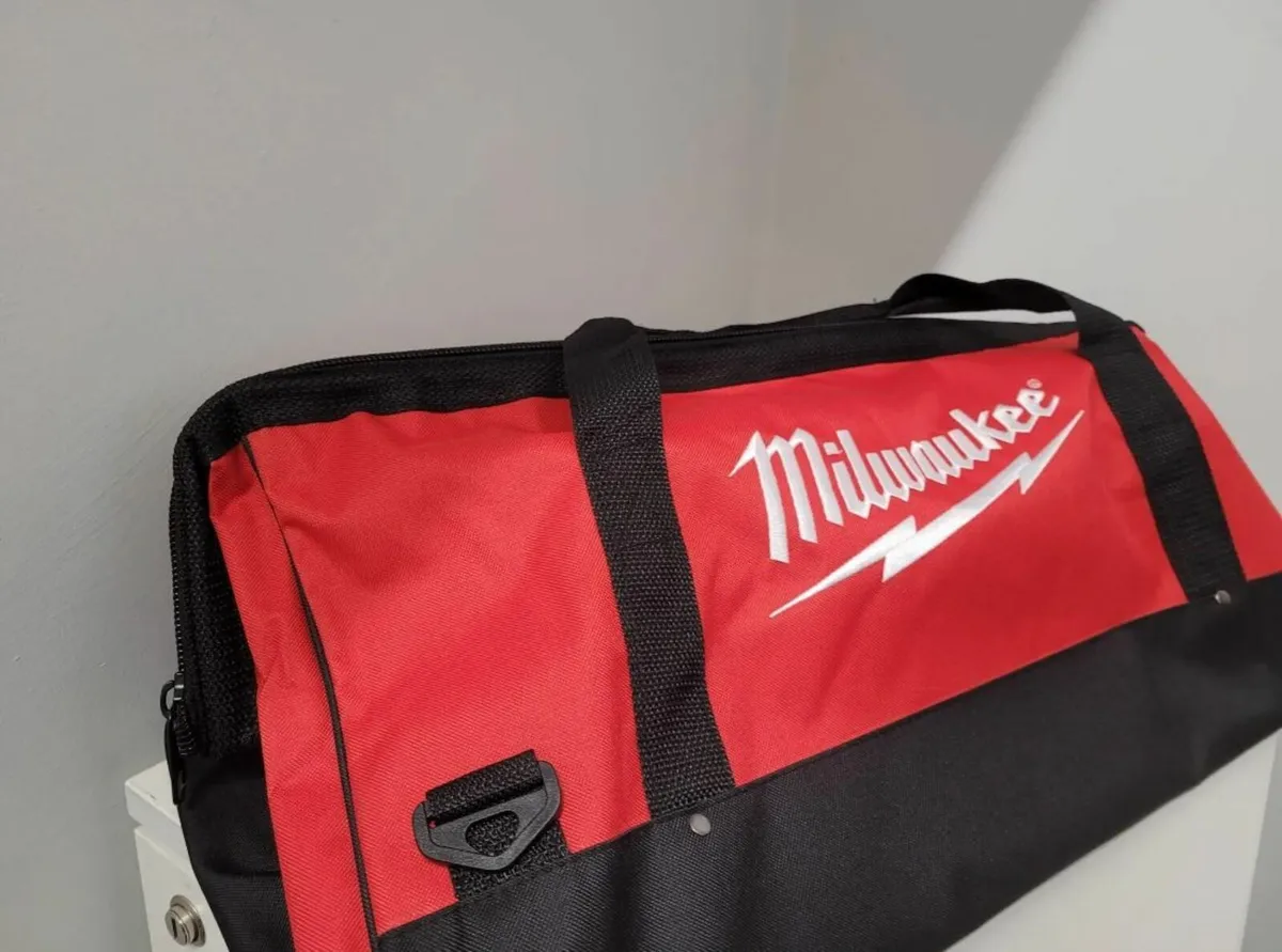 Milwaukee Tool Bag Large Contractor - Image 1