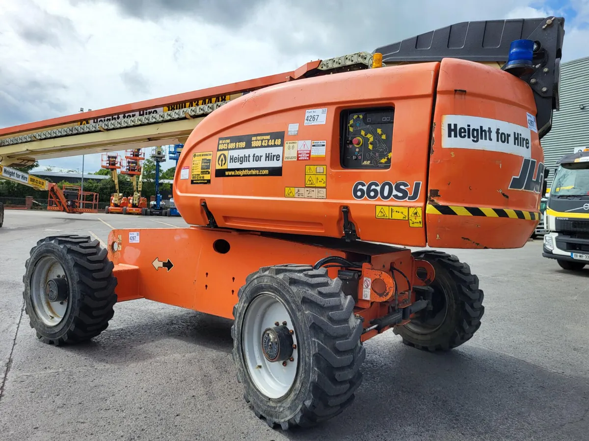 JLG 660SJ Telescopic Boom - year 2013 - Image 2