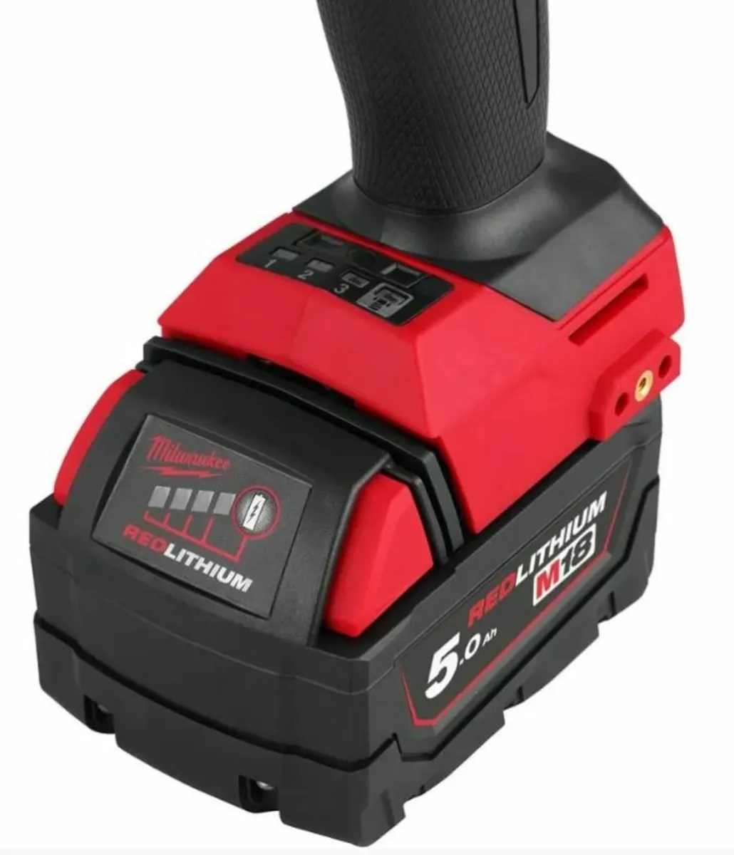 Milwaukee *New* Impact Wrench 1/2"D 2034nm 18V - Image 4