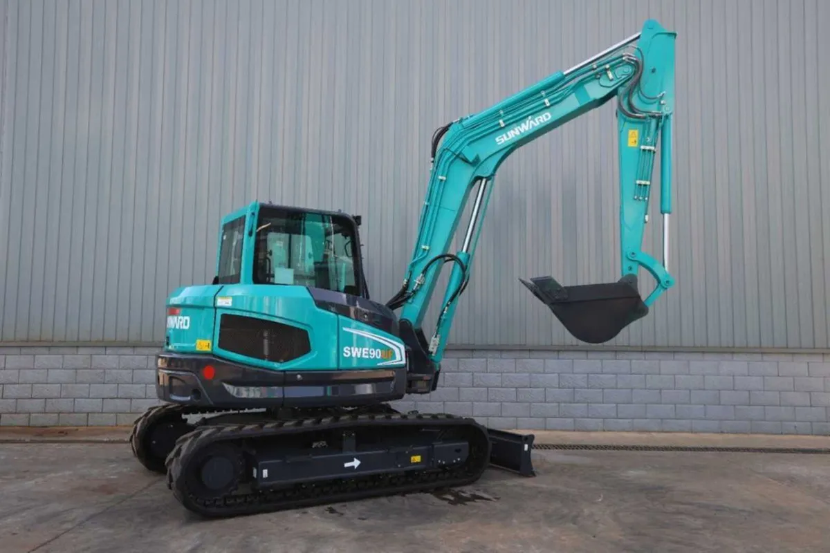 Sunward SWE 90 UF Excavator - Image 4