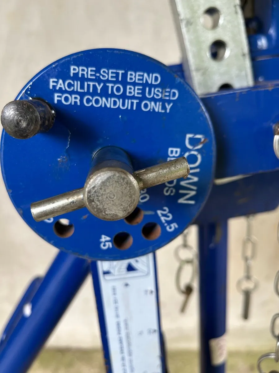 RECORD  PIPE  BENDERS - Image 3