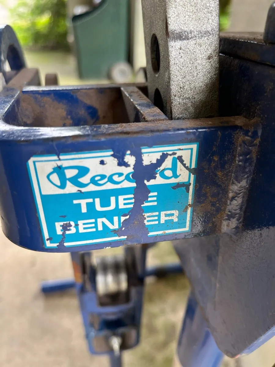 RECORD  PIPE  BENDERS - Image 1