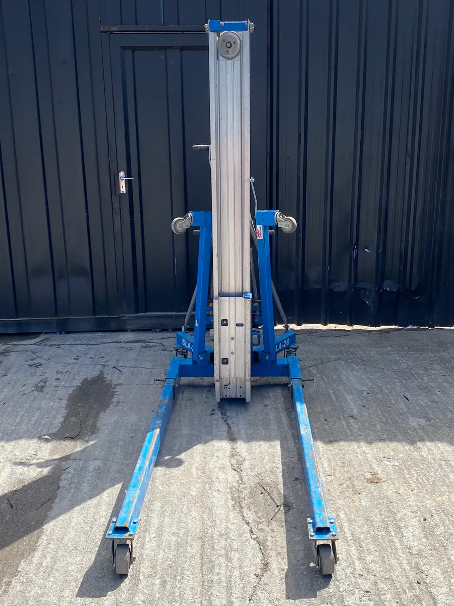 SLA-20  Hoist - Image 4