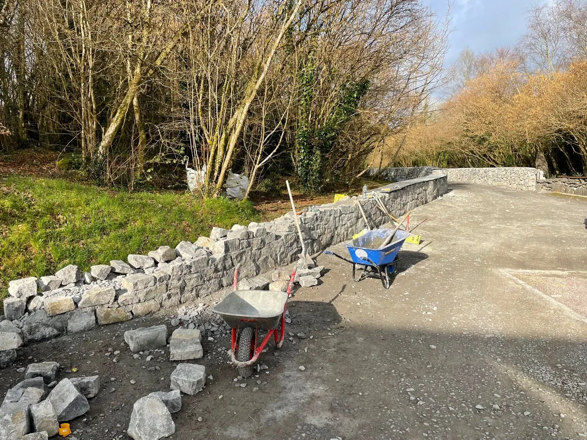 Stone wall stonemason - Image 1