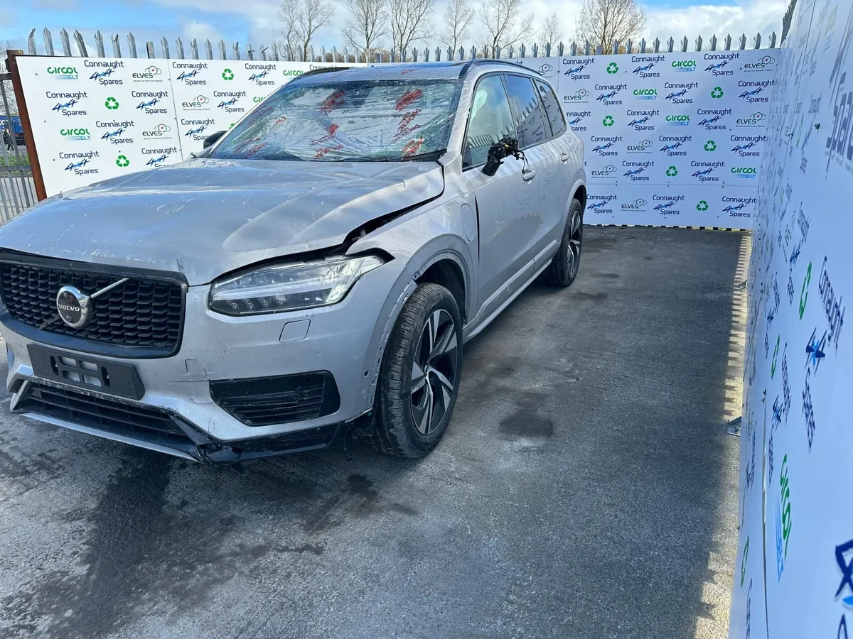 2023 VOLVO XC90 PHEV JUST IN FOR BREAKING - Image 2