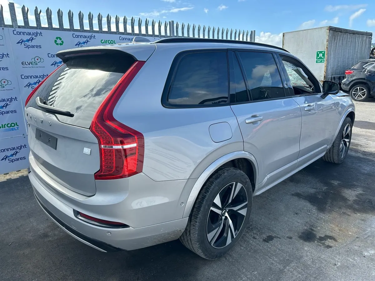 2023 VOLVO XC90 PHEV JUST IN FOR BREAKING - Image 4