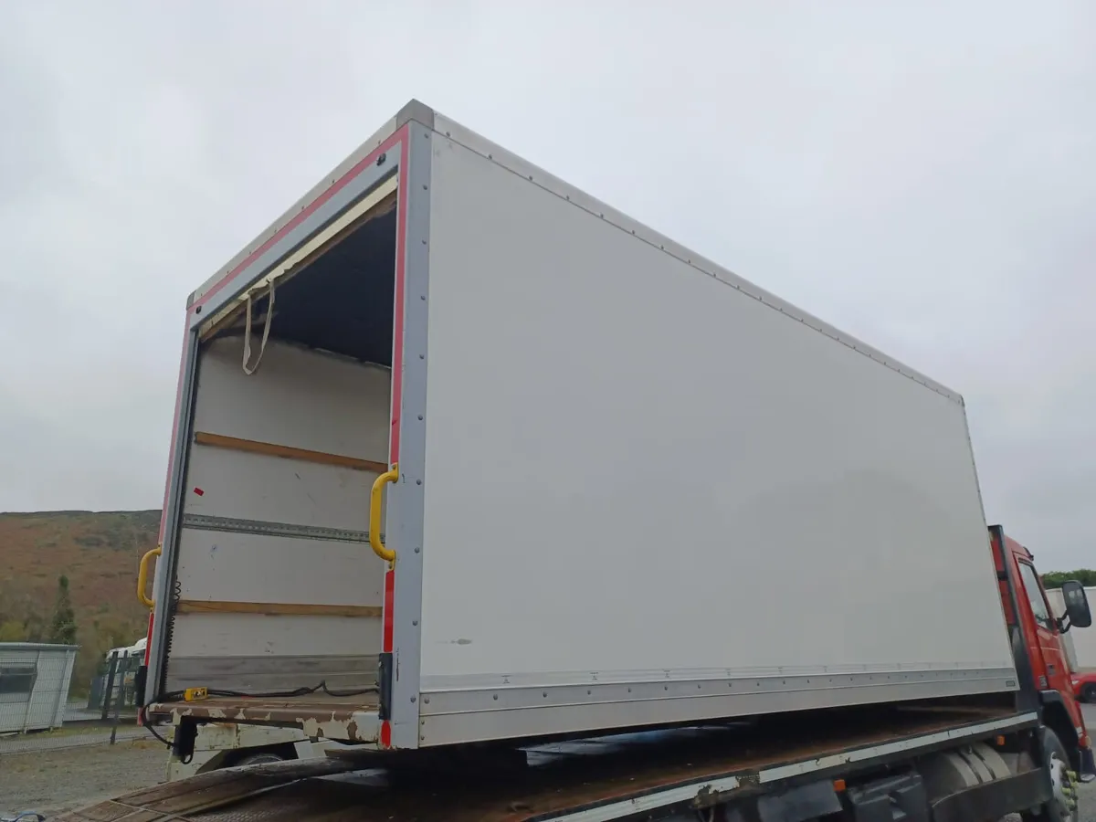 2021 DAF 7.5 Ton 20ft GRP BOX. - Image 4